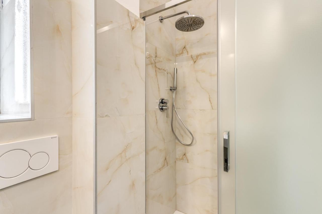 Nala Luxury Apartment With Terrace روما المظهر الخارجي الصورة